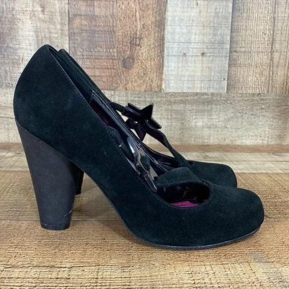 Betsey Johnson Shoes - Betseyville Black Leather Star Strap Heels Womens 9M Slip On